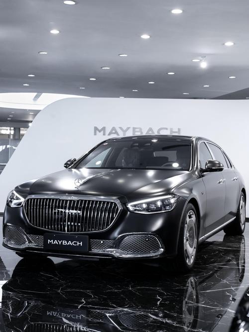 成都308岚图汽车的售后服务让用户无忧出行，迈巴赫未来的豪华车趋势